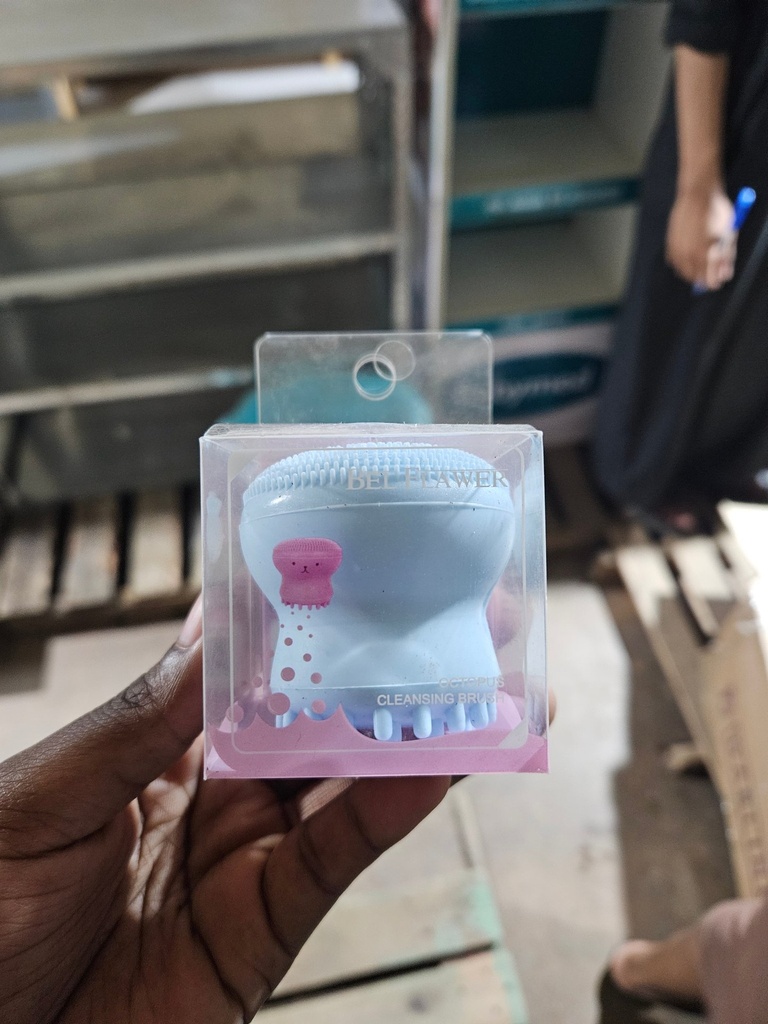 BELFLAWER Octopus Cleansing Brush
